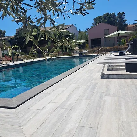 78 M2 - Au Chant Des Cigalous בית נופש